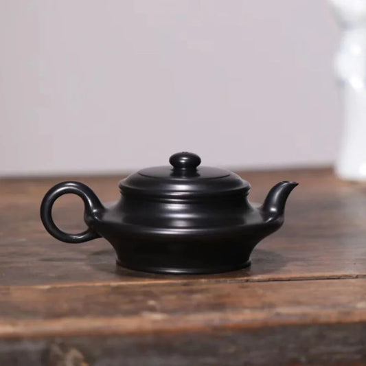 Teko Zisha Yixing Buatan Tangan Sepenuhnya [Xu Bian Pot] (Hei Ni - 200ml)