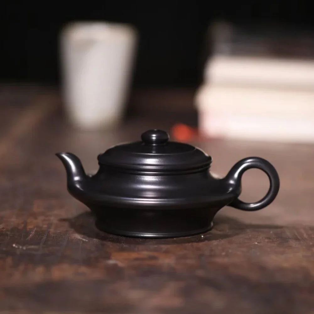 全手工宜兴紫砂茶壶[虚扁壶] (黑泥- 200ml)