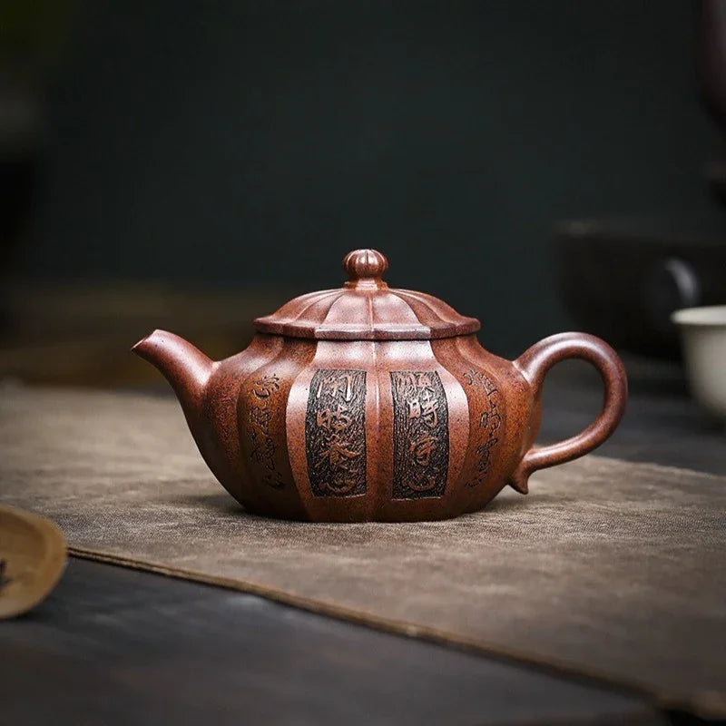 Teko Yixing Zisha Buatan Tangan Sepenuhnya [Yang Xin Fanggu] (Hei Dun Tou - 230ml)