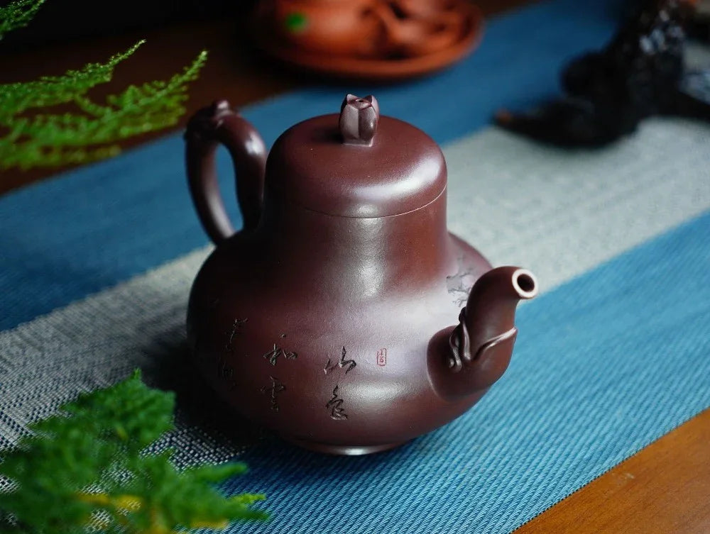 Teko Zisha Yixing Buatan Tangan Sepenuhnya [Periuk Yinlu] (Di Cao Qing - 510ml)