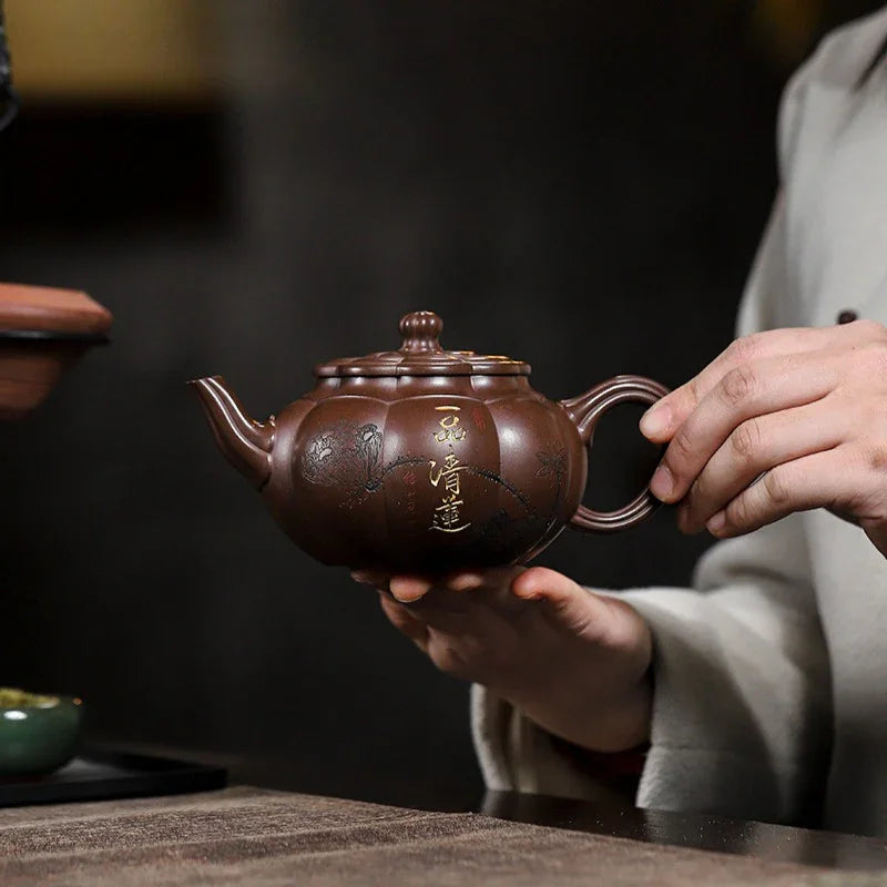 Teko Zisha Yixing Buatan Tangan Sepenuhnya [Yipin Qing Lian] (Lao Ge Zi Ni - 350ml)