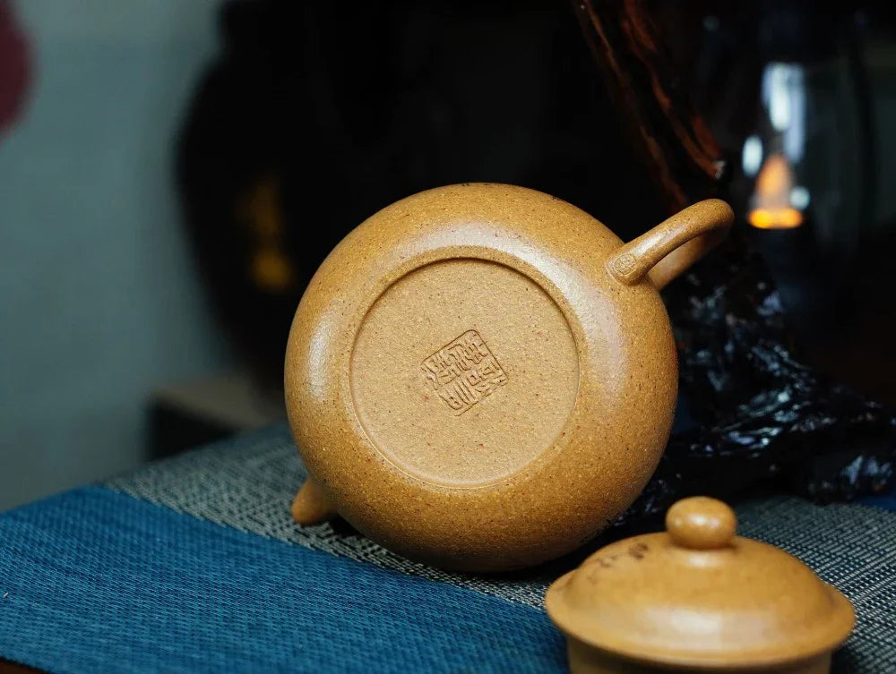 Full Handmade Yixing Zisha Teapot [Yuan Zhu Pot] (Wucai Lao Duan Ni - 220ml) - YIQIN TEA HOUSE | yiqinteahouse.com | 200-300ml, full handmade zisha teapot, teapot, teaware