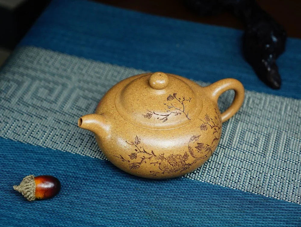 Full Handmade Yixing Zisha Teapot [Yuan Zhu Pot] (Wucai Lao Duan Ni - 220ml) - YIQIN TEA HOUSE | yiqinteahouse.com | 200-300ml, full handmade zisha teapot, teapot, teaware