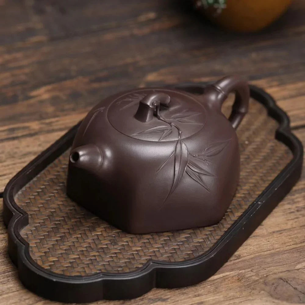 Teko Yixing Zisha Buatan Tangan Sepenuhnya [Yue Xia Xiaoxiang Pot] (Lao Zi Ni - 260ml)