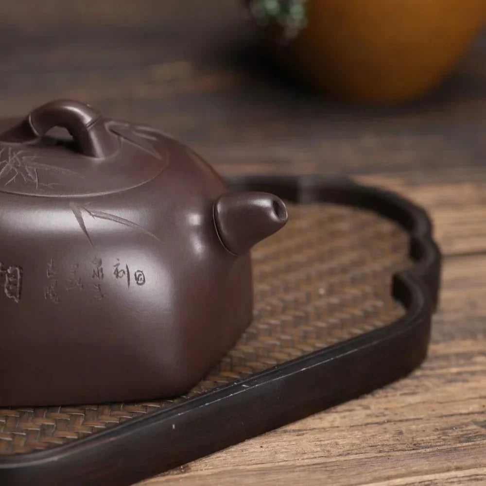 Teko Yixing Zisha Buatan Tangan Sepenuhnya [Yue Xia Xiaoxiang Pot] (Lao Zi Ni - 260ml)
