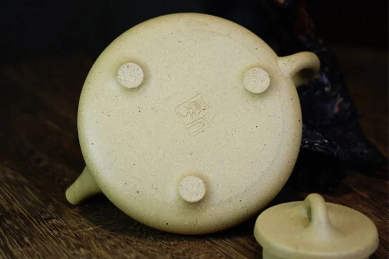 Teko Zisha Yixing Buatan Tangan Sepenuhnya [Ziye Shi Piao Pot] (Bensan Lu Ni - 260ml)