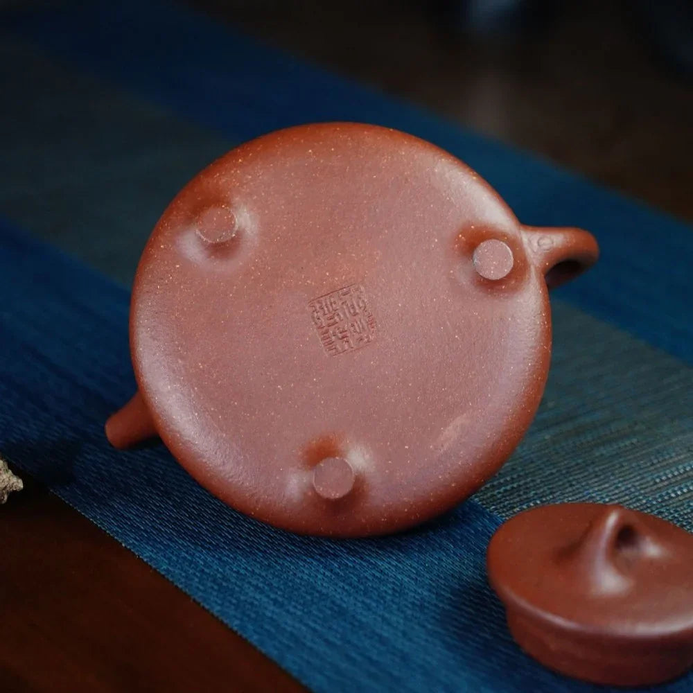 Théière Yixing Zisha entièrement faite à la main [Pot Ziye Shi Piao] (Jiang Po Ni - 310 ml)