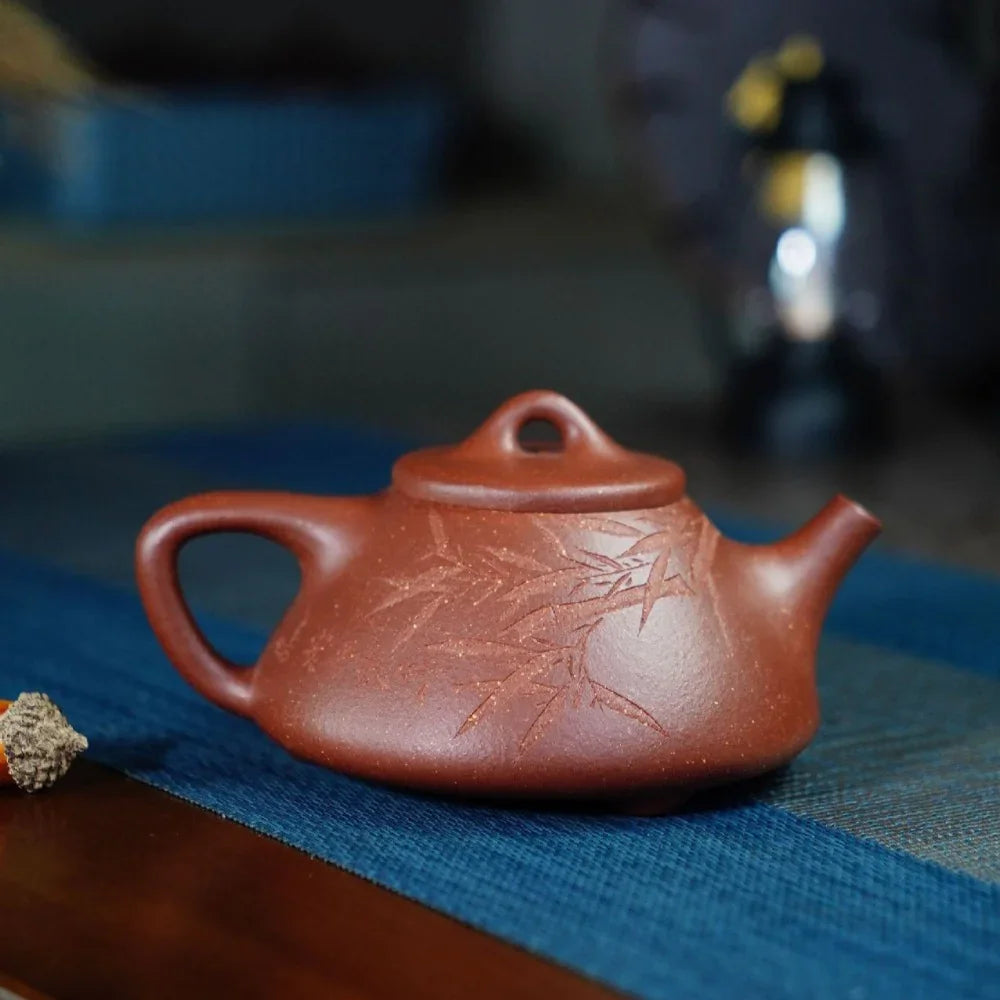 Théière Yixing Zisha entièrement faite à la main [Pot Ziye Shi Piao] (Jiang Po Ni - 310 ml)