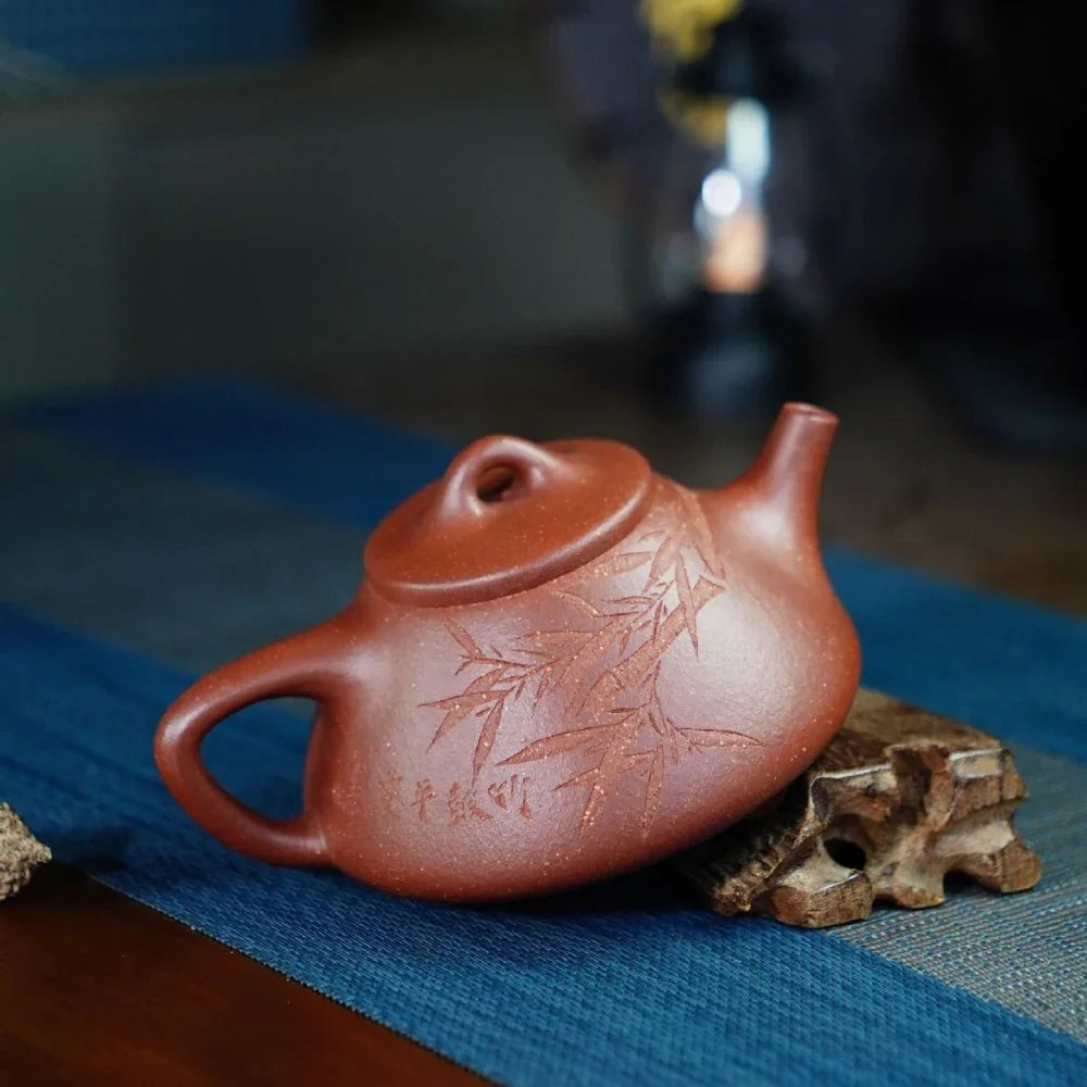 Théière Yixing Zisha entièrement faite à la main [Pot Ziye Shi Piao] (Jiang Po Ni - 310 ml)