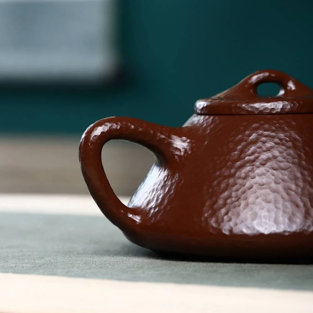 Théière Yixing Zisha entièrement faite à la main [Pot Ziye Shi Piao] (Lao Zi Ni - 200 ml)