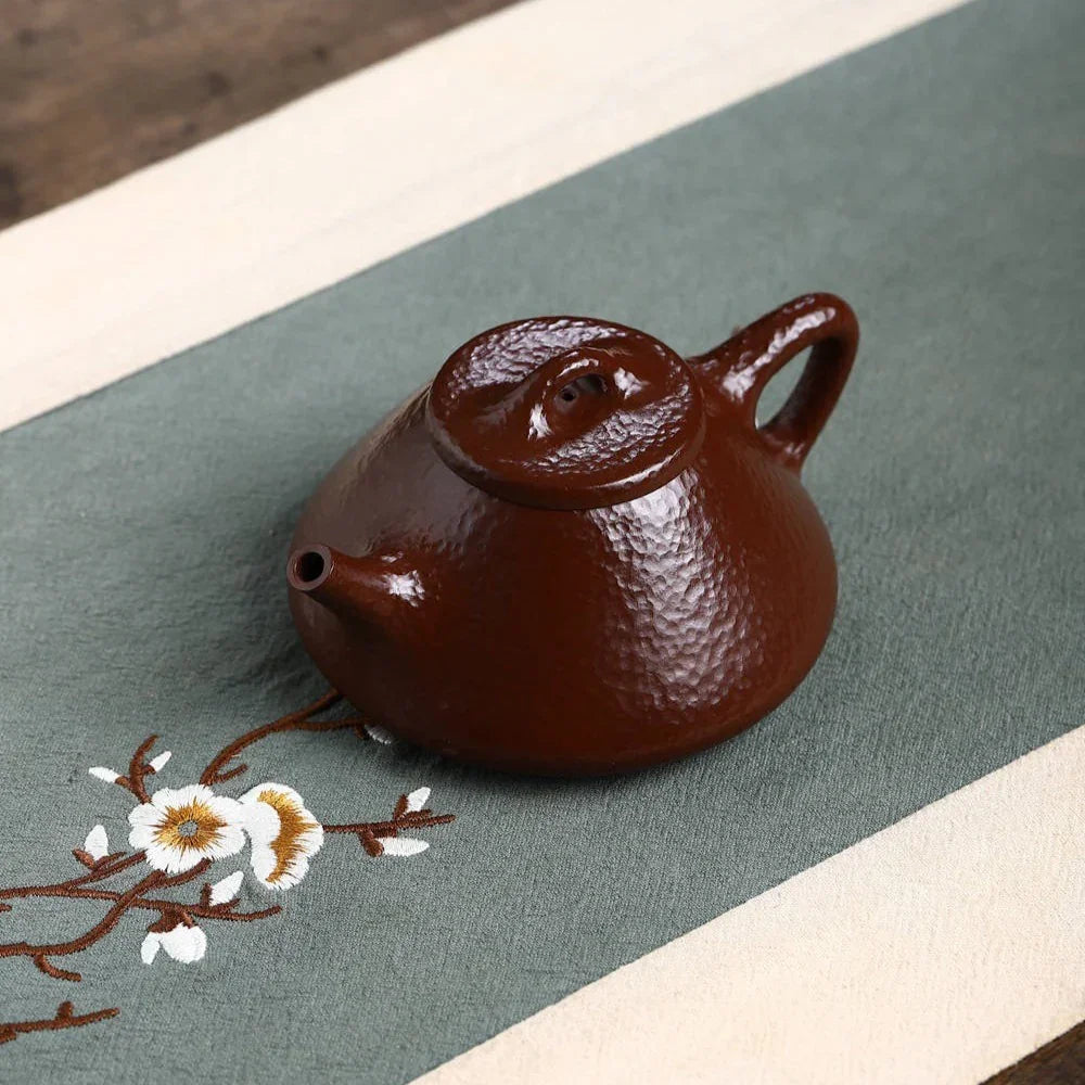 Théière Yixing Zisha entièrement faite à la main [Pot Ziye Shi Piao] (Lao Zi Ni - 200 ml)