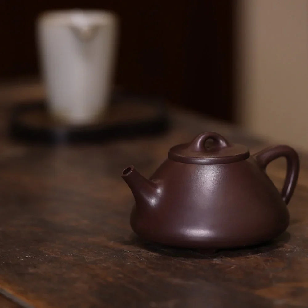 Teko Zisha Yixing Buatan Tangan Sepenuhnya [Ziye Shi Piao Pot] (Zi Ni - 240/320ml)