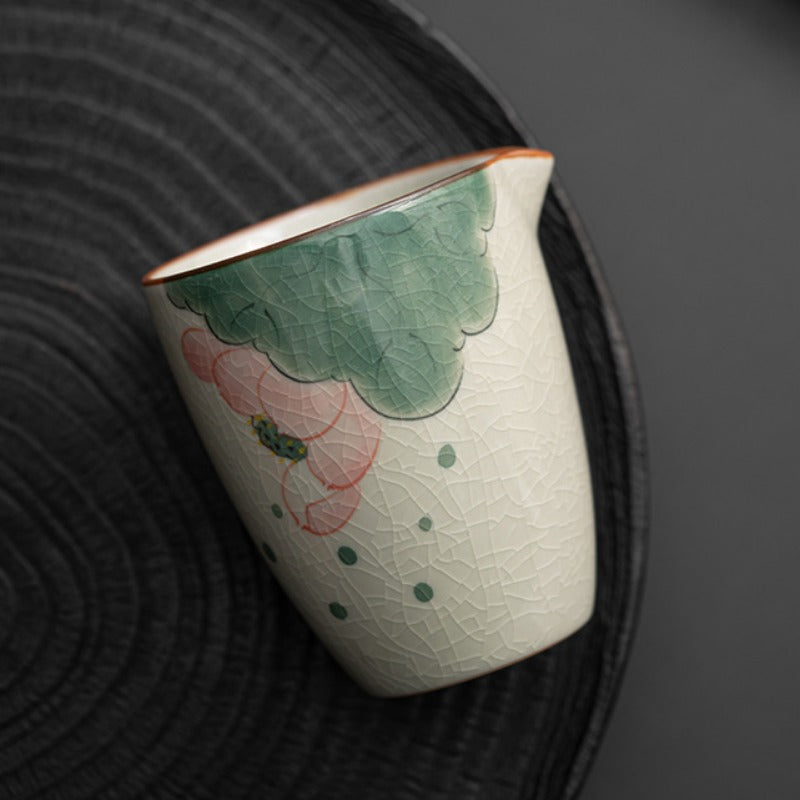 Ge Kiln Hand-painted Ice Crackle Ceramic [Lotus] Fair Cup / Strainer - YIQIN TEA HOUSE | yiqinteahouse.com | fair cup, lotus, strainer, teaware