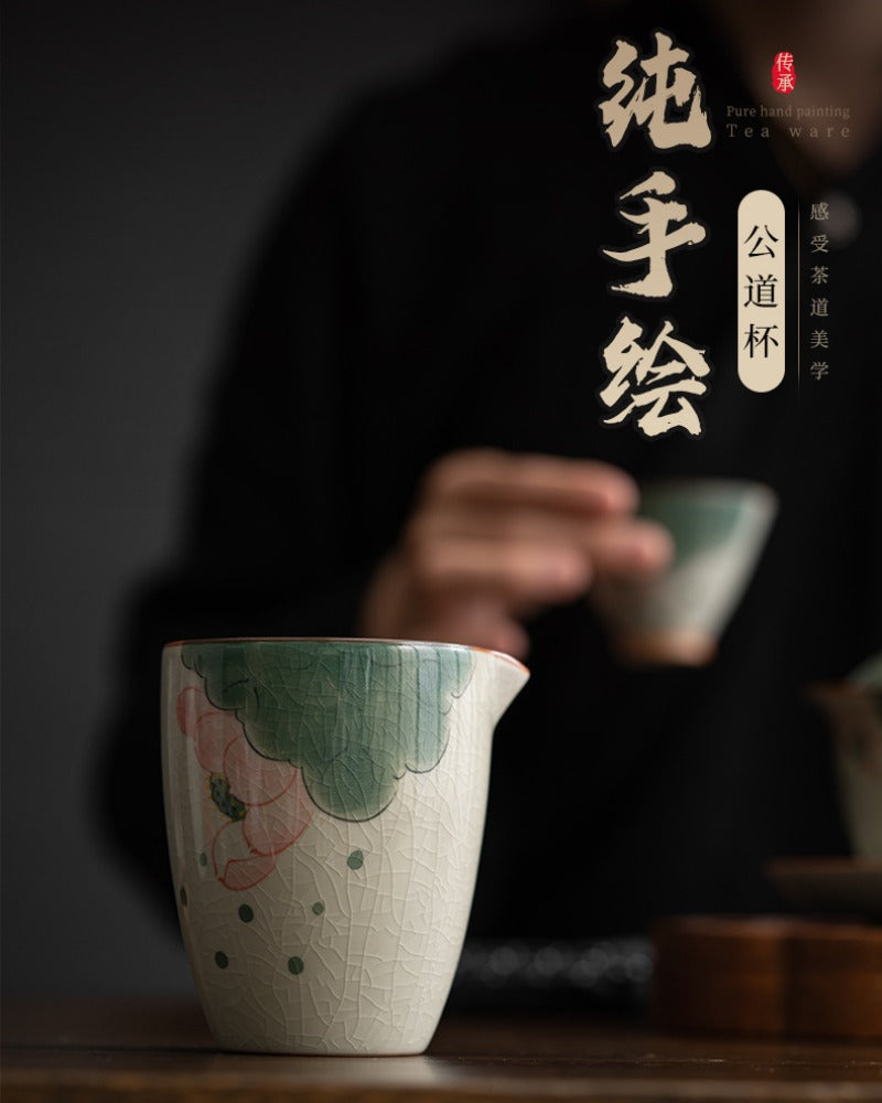 Ge Kiln Hand-painted Ice Crackle Ceramic [Lotus] Fair Cup / Strainer - YIQIN TEA HOUSE | yiqinteahouse.com | fair cup, lotus, strainer, teaware