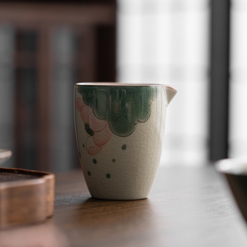 Ge Kiln Hand-painted Ice Crackle Ceramic [Lotus] Fair Cup / Strainer - YIQIN TEA HOUSE | yiqinteahouse.com | fair cup, lotus, strainer, teaware