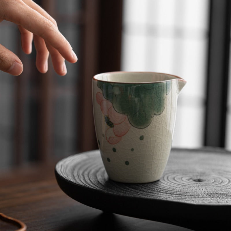 Ge Kiln Hand-painted Ice Crackle Ceramic [Lotus] Fair Cup / Strainer - YIQIN TEA HOUSE | yiqinteahouse.com | fair cup, lotus, strainer, teaware