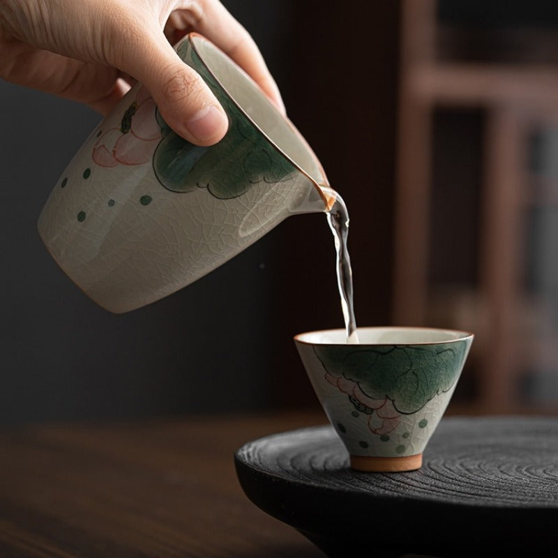 Ge Kiln Hand-painted Ice Crackle Ceramic [Lotus] Fair Cup / Strainer - YIQIN TEA HOUSE | yiqinteahouse.com | fair cup, lotus, strainer, teaware