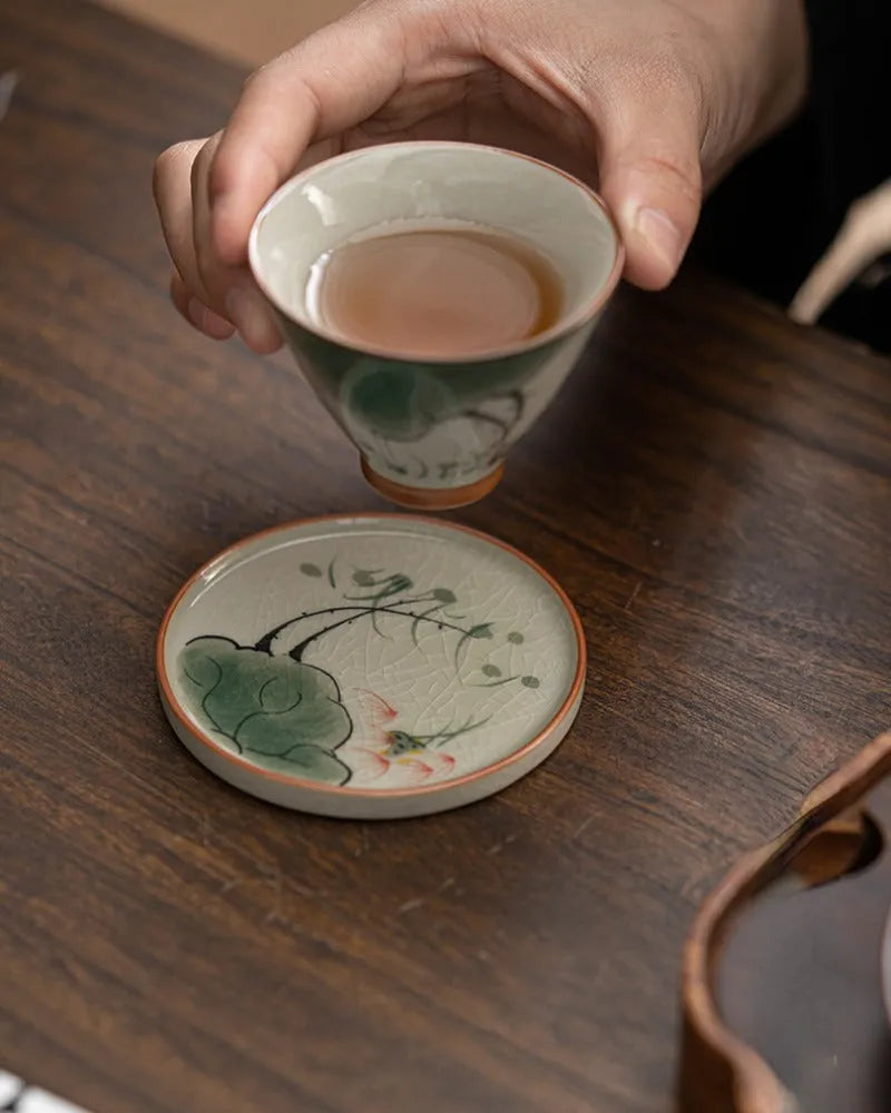 Ge Kiln Hand-painted Ice Crackle Ceramic Tea Set [Lotus] - YIQIN TEA HOUSE | yiqinteahouse.com | ceramic teapot, fair cup, lotus, tea cup, teapot, teaware, teaware set