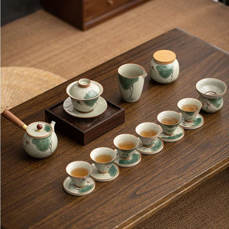 ge-kiln-hand-painted-ice-crackle-ceramic-tea-set-lotus-yiqin-tea-house-yiqinteahouse-com-1 - YIQIN TEA HOUSE 一沁茶舍 yiqinteahouse.com