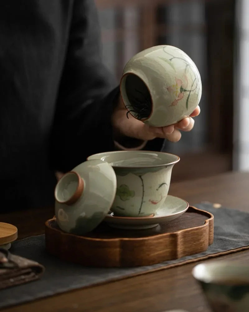 ge-kiln-hand-painted-ice-crackle-ceramic-tea-set-lotus-yiqin-tea-house-yiqinteahouse-com-26 - YIQIN TEA HOUSE 一沁茶舍 yiqinteahouse.com