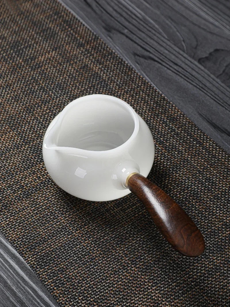 627e18d0e91b56a3bd7daa639ffea45c - YIQIN TEA HOUSE 一沁茶舍 yiqinteahouse.com