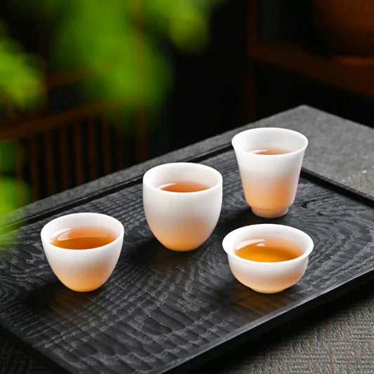Taza de té pequeña de porcelana blanca Ice Jade de 30-50 ml