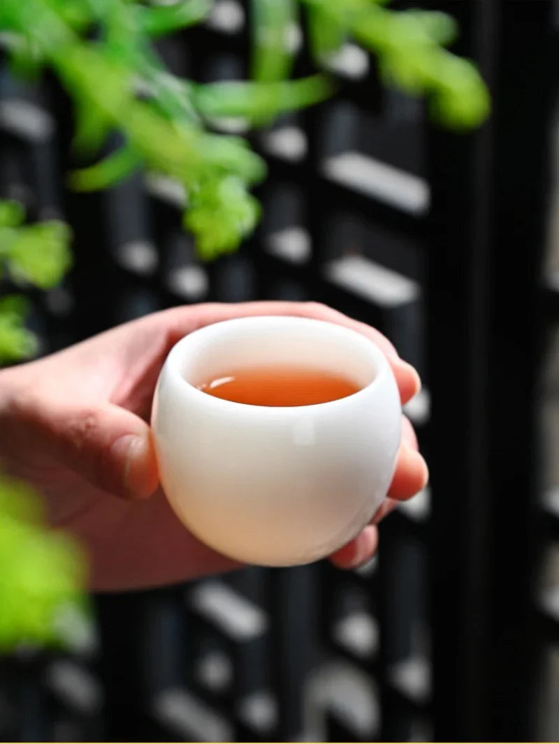 ice-jade-white-porcelain-small-tea-cup-45-50ml-yiqin-tea-house-yiqinteahouse-com-24 - YIQIN TEA HOUSE 一沁茶舍 yiqinteahouse.com