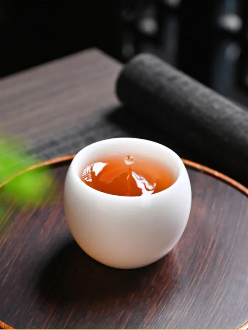 ice-jade-white-porcelain-small-tea-cup-45-50ml-yiqin-tea-house-yiqinteahouse-com-25 - YIQIN TEA HOUSE 一沁茶舍 yiqinteahouse.com