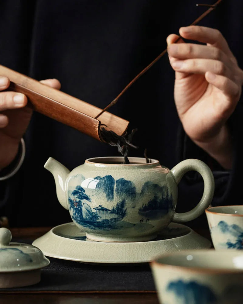 Jindezhen Gu Ru Ice Crackle Ceramic Hand-painted [Dezhong] Teapot 250ml - YIQIN TEA HOUSE | yiqinteahouse.com | ceramic teapot, jiangshan keran, teapot, teaware