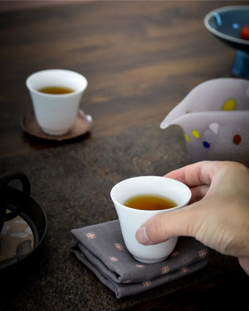 Linen Cotton Zen Tea Tower [Checkered] - YIQIN TEA HOUSE | yiqinteahouse.com | tea accessories, tea towel, teaware