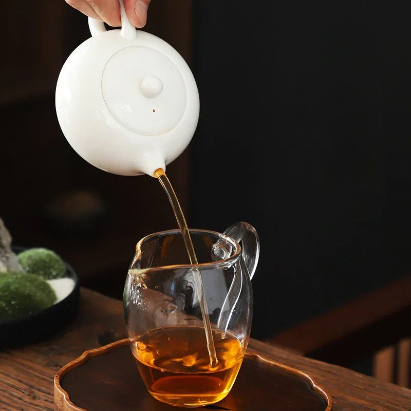 mutton-fat-jade-white-porcelain-feng-ming-pot-260ml-yiqin-tea-house-yiqinteahouse-com-3 - YIQIN TEA HOUSE 一沁茶舍 yiqinteahouse.com