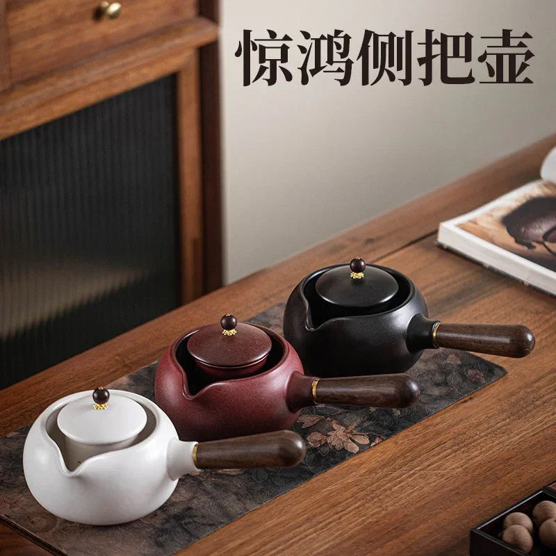retro-ceramic-direct-fire-teapot-jing-hong-side-handle-pot-700ml-yiqin-tea-house-yiqinteahouse-com-5 - YIQIN TEA HOUSE 一沁茶舍 yiqinteahouse.com
