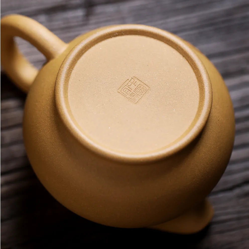 Yixing Zisha Fair Cup [Xi Shang Mei Shao] 220ml - YIQIN TEA HOUSE | yiqinteahouse.com | fair cup, teaware