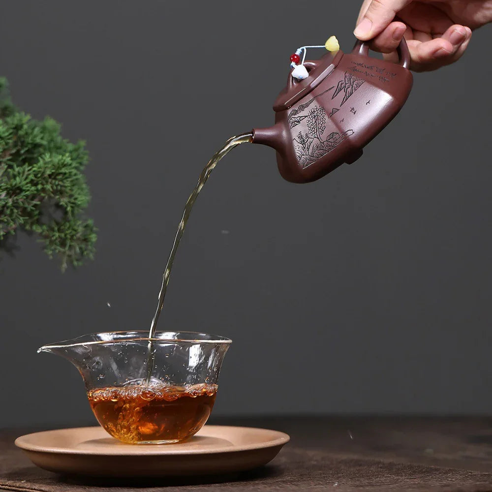 Teko Yixing Zisha [Bafang Shanshui Shi Piao] (Zi Ni - 200ml)