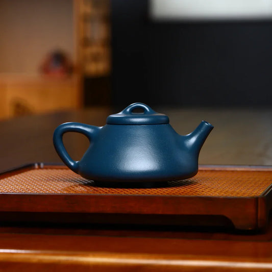 Yixing Zisha Teapot [Fengming Ziye Shi Piao] (Tian Qing Ni - 180ml)