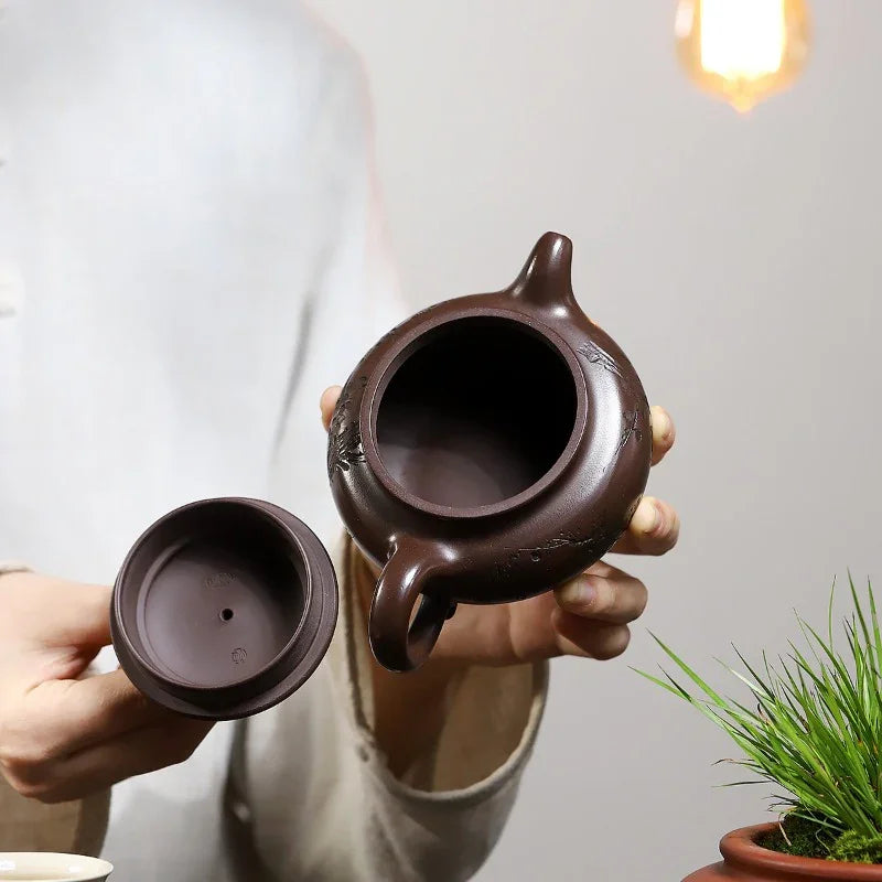 Yixing Zisha Teapot [Frangrant Fanggu] (Zi Ni - 260ml)