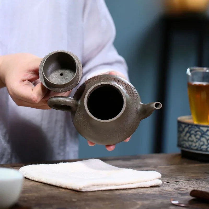 Yixing Zisha Teapot [Gao Pan Hu] (Xue Ke Qing - 300ml)