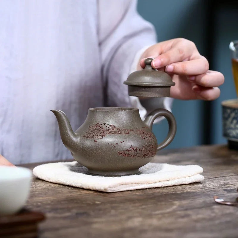 Yixing Zisha Teapot [Gao Pan Hu] (Xue Ke Qing - 300ml)