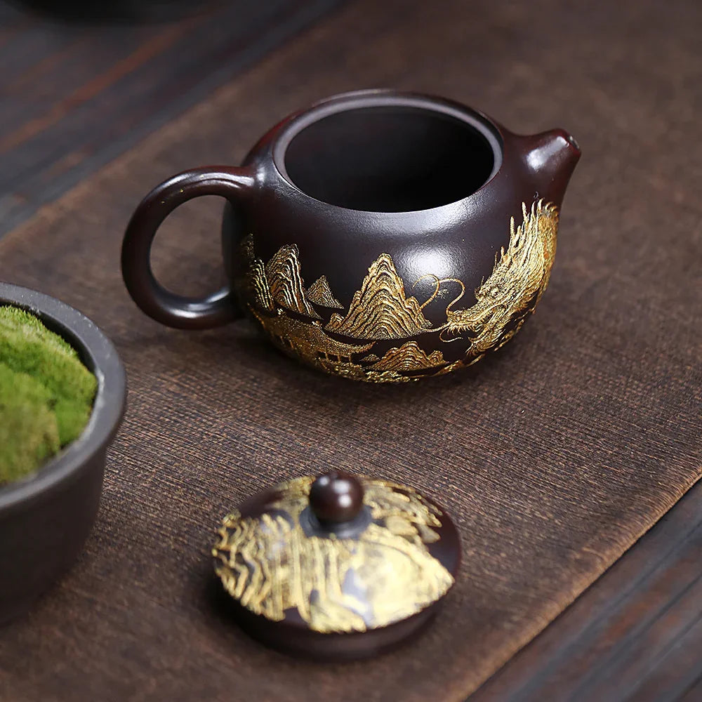 Théière Yixing Zisha [Dragon doré Xishi] (Gu Hong Ni - 300 ml)
