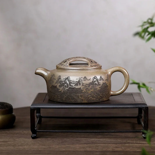 Yixing Zisha Teapot [Guanshan Niu Gai Pot] (Chenxiang Ni Firewood Firing - 700ml)