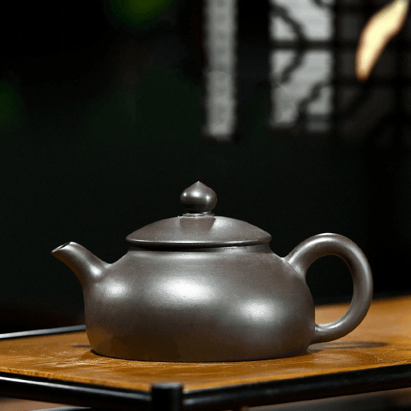 Yixing Zisha Teapot [Han Bian] (Hei Zhu Ni - 190ml) - YIQIN TEA HOUSE | yiqinteahouse.com | <200ml, teapot, teaware, zisha teapot