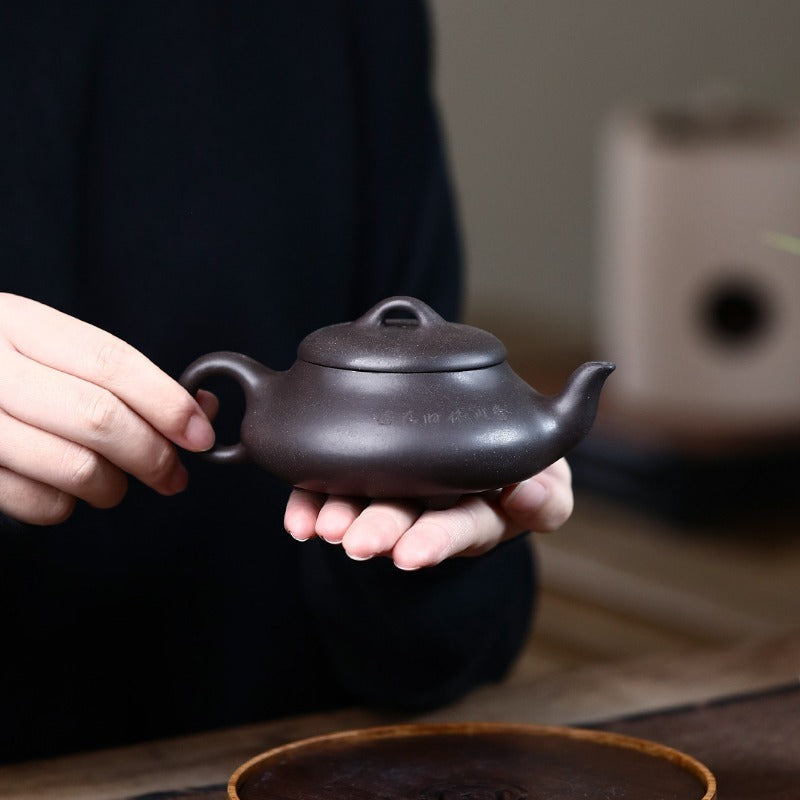 Yixing Zisha Teapot [Han Tang Shi Piao] (Hei Jin Sha - 200ml) - YIQIN TEA HOUSE | yiqinteahouse.com | 200-300ml, teapot, teaware, zisha teapot