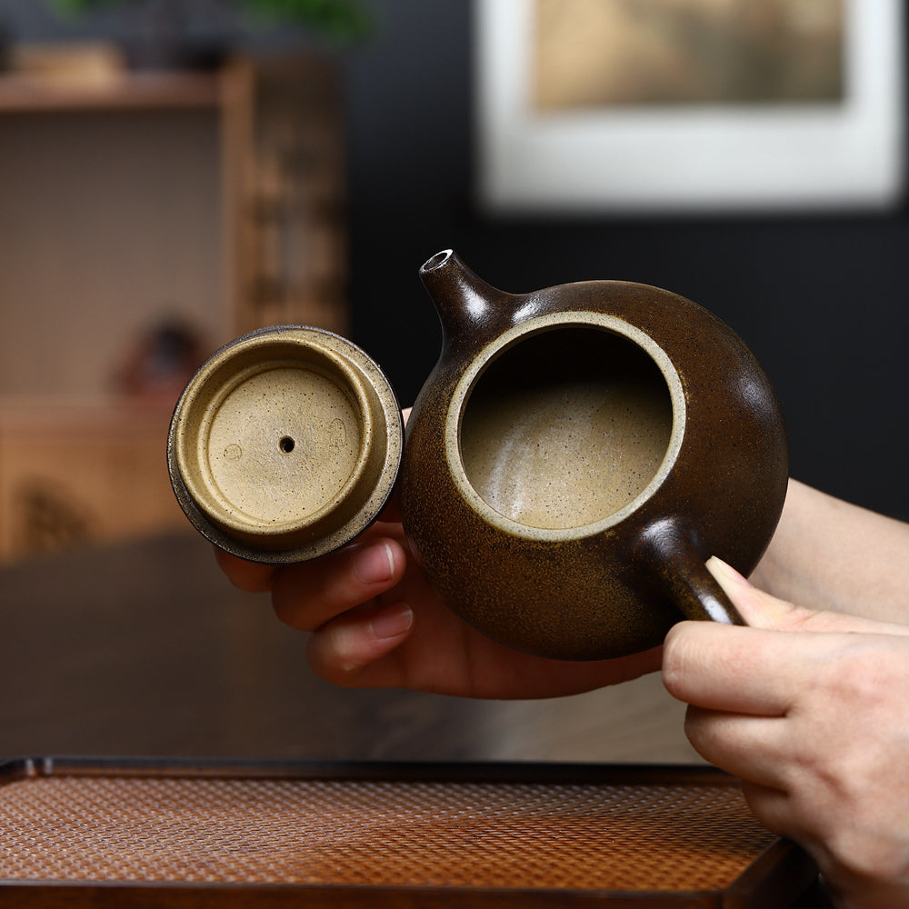 Yixing Zisha Teapot [Jingzhou Shi Piao] (Zhima Duan Ni - 250ml) - YIQIN TEA HOUSE | yiqinteahouse.com | 200-300ml, new arrival, teapot, teaware, zisha teapot