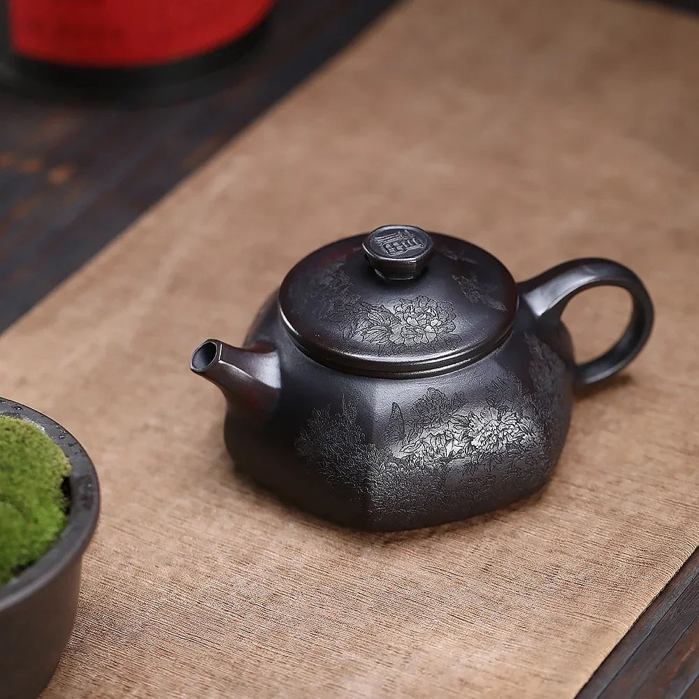 Teko Zisha Yixing [Liufang Han Jiang] (Gu Hong Ni - 260ml)