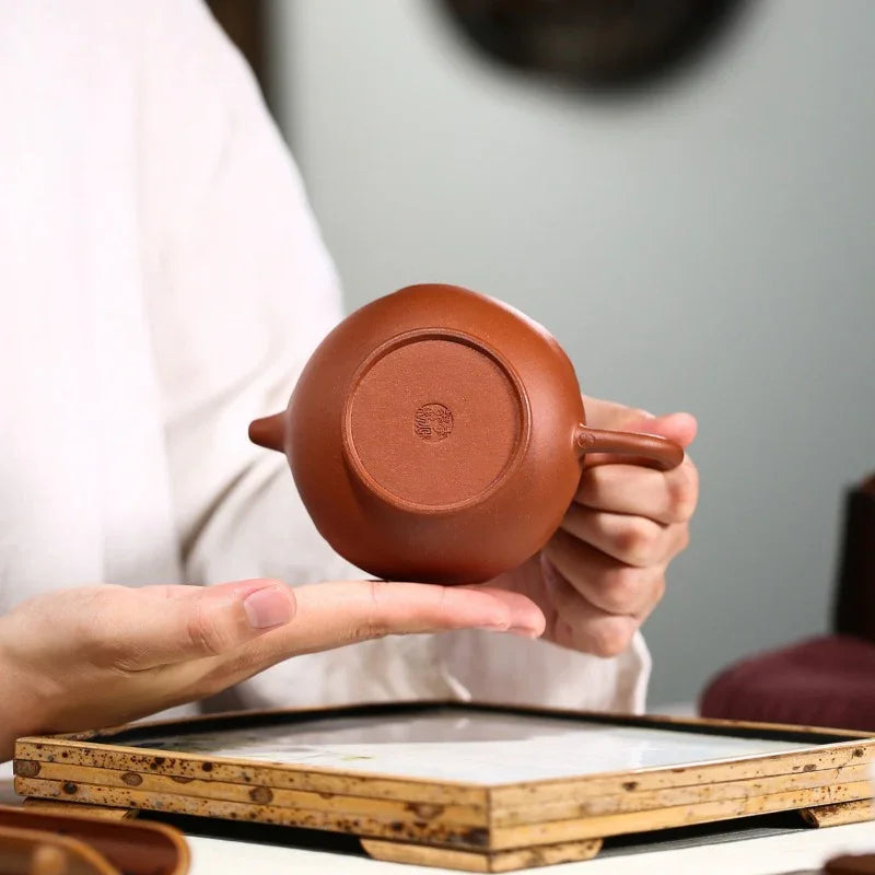 Yixing Zisha Teapot [Lotus Duo Zhi] (Hong Jiang Po Ni - 250ml)