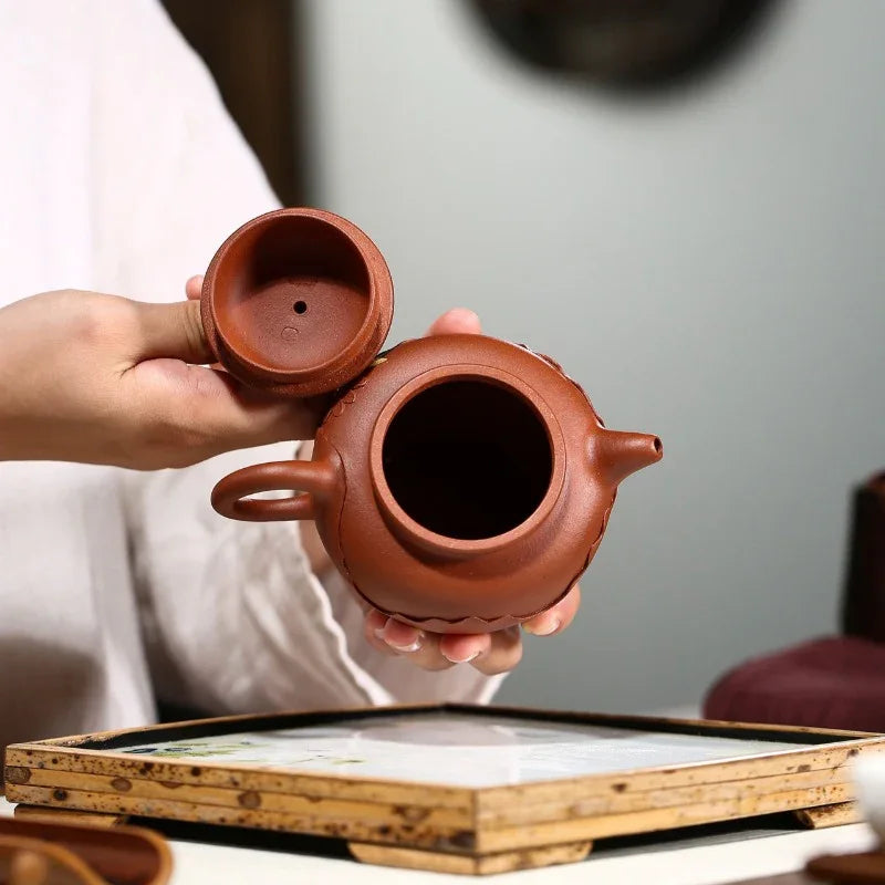 Yixing Zisha Teapot [Lotus Duo Zhi] (Hong Jiang Po Ni - 250ml)