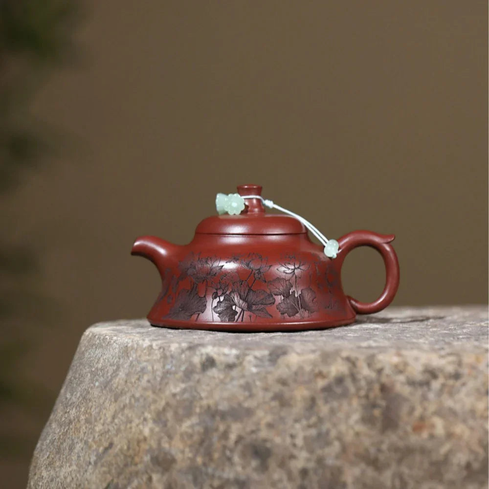 Yixing Zisha Teapot [Lotus Hat] (Long Xue Sha - 170ml)