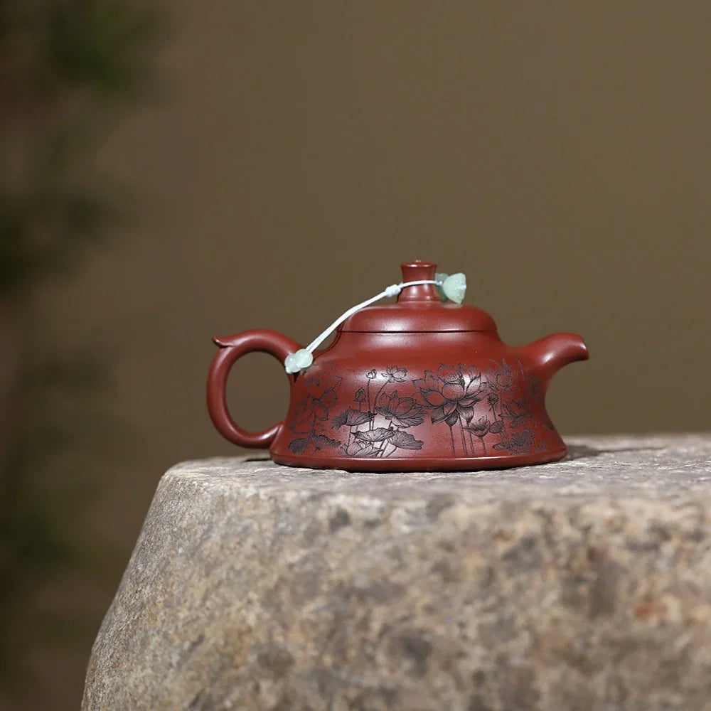 Yixing Zisha Teapot [Lotus Hat] (Long Xue Sha - 170ml)