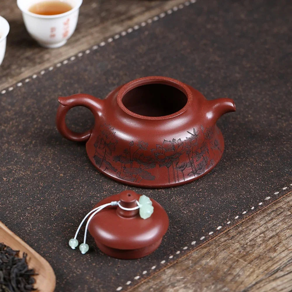 Yixing Zisha Teapot [Lotus Hat] (Long Xue Sha - 170ml)