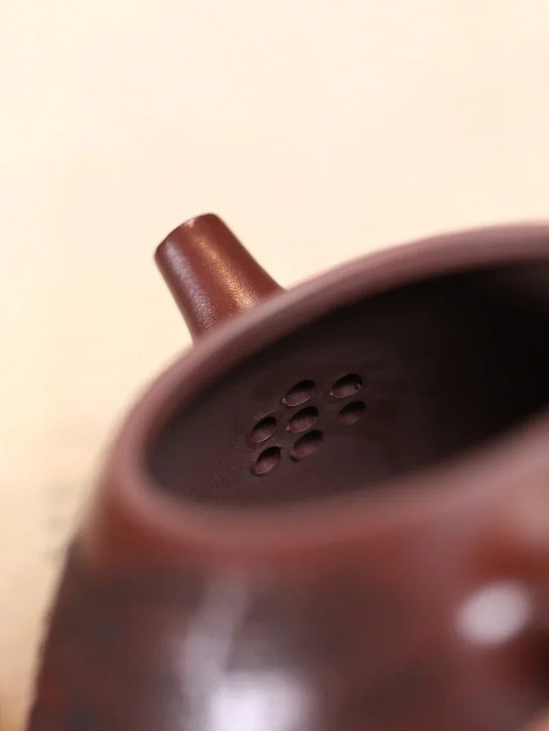 Yixing Zisha Teapot [Lotus Piao] (Long Xue Sha - 320ml) - YIQIN TEA HOUSE | yiqinteahouse.com | >300ml, teapot, teaware, zisha teapot